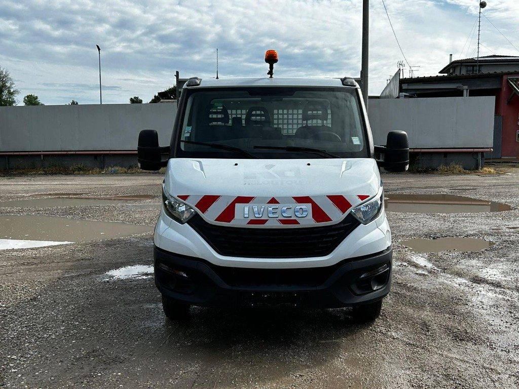 IVECO DAILY 35.140 RIBALTABILE - قلاب صغير: صور 2 IVECO DAILY 35.140 RIBALTABILE - قلاب صغير: صور 2