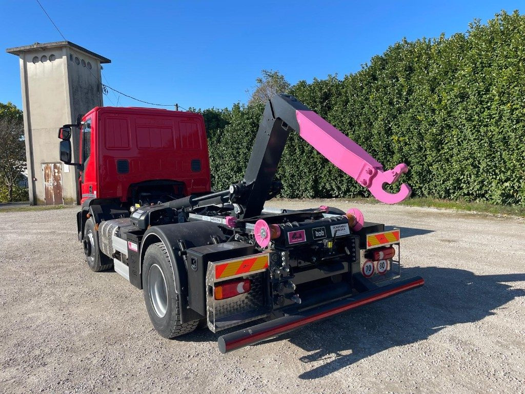 IVECO EUROCARGO 160E SCARRABILE - شاحنة ذات الخطاف: صور 4 IVECO EUROCARGO 160E SCARRABILE - شاحنة ذات الخطاف: صور 4
