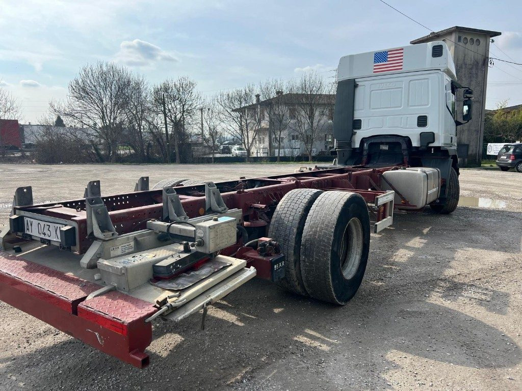 الشاسيه شاحنة IVECO EUROTECH 190E38 A TELAIO: صور 9