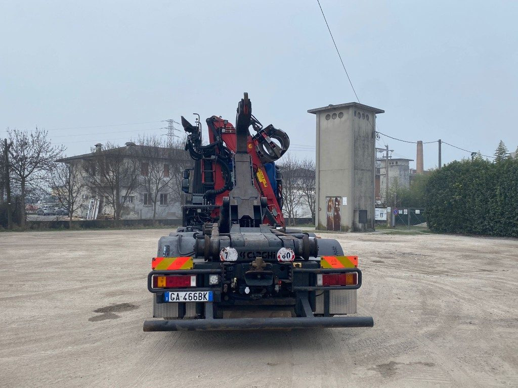 IVECO STRALIS 260.450 SCARRABILE CON GRU - شاحنة ذات الخطاف: صور 4 IVECO STRALIS 260.450 SCARRABILE CON GRU - شاحنة ذات الخطاف: صور 4