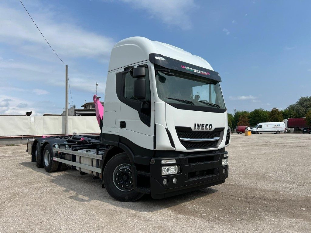 IVECO STRALIS 510 SCARRABILE - شاحنة ذات الخطاف: صور 1 IVECO STRALIS 510 SCARRABILE - شاحنة ذات الخطاف: صور 1