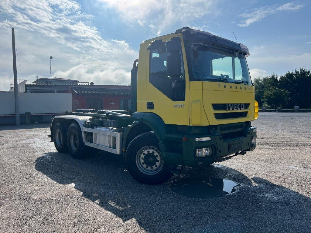 IVECO TRAKKER 450 SCARRABILE - شاحنة ذات الخطاف: صور 2 IVECO TRAKKER 450 SCARRABILE - شاحنة ذات الخطاف: صور 2