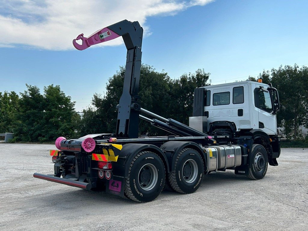 IVECO TRAKKER T-WAY AD380T NUOVO SCARRABILE - شاحنة ذات الخطاف: صور 5 IVECO TRAKKER T-WAY AD380T NUOVO SCARRABILE - شاحنة ذات الخطاف: صور 5