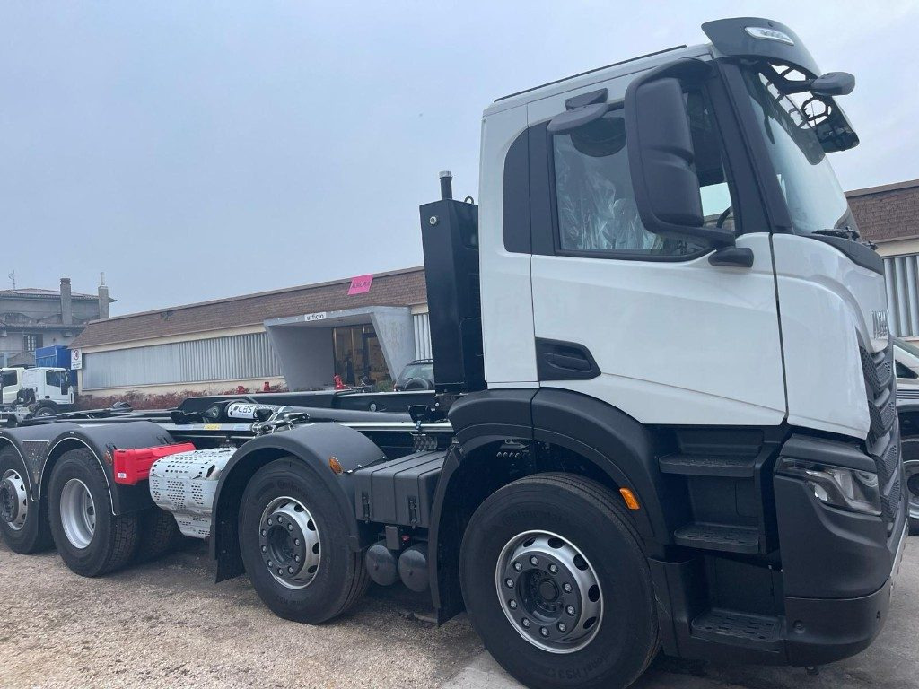 IVECO X-WAY AD350X480YPS SCARRABILE NUOVO - شاحنة ذات الخطاف: صور 3 IVECO X-WAY AD350X480YPS SCARRABILE NUOVO - شاحنة ذات الخطاف: صور 3