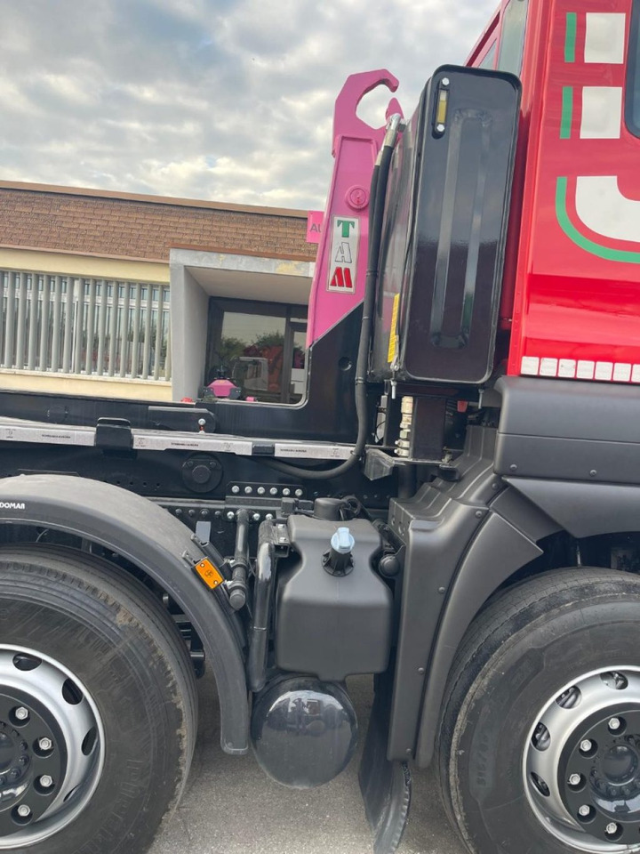 MAN TGS 41.480 SCARRABILE - شاحنة ذات الخطاف: صور 4 MAN TGS 41.480 SCARRABILE - شاحنة ذات الخطاف: صور 4