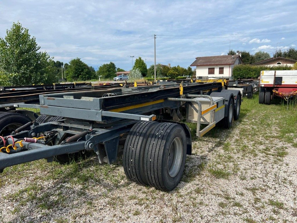 PIACENZA RIMORCHIO PIACENZA SCARRABILE BALESTRATO - مقطورة هوك ليفت/ لود لوجر: صور 2 PIACENZA RIMORCHIO PIACENZA SCARRABILE BALESTRATO - مقطورة هوك ليفت/ لود لوجر: صور 2