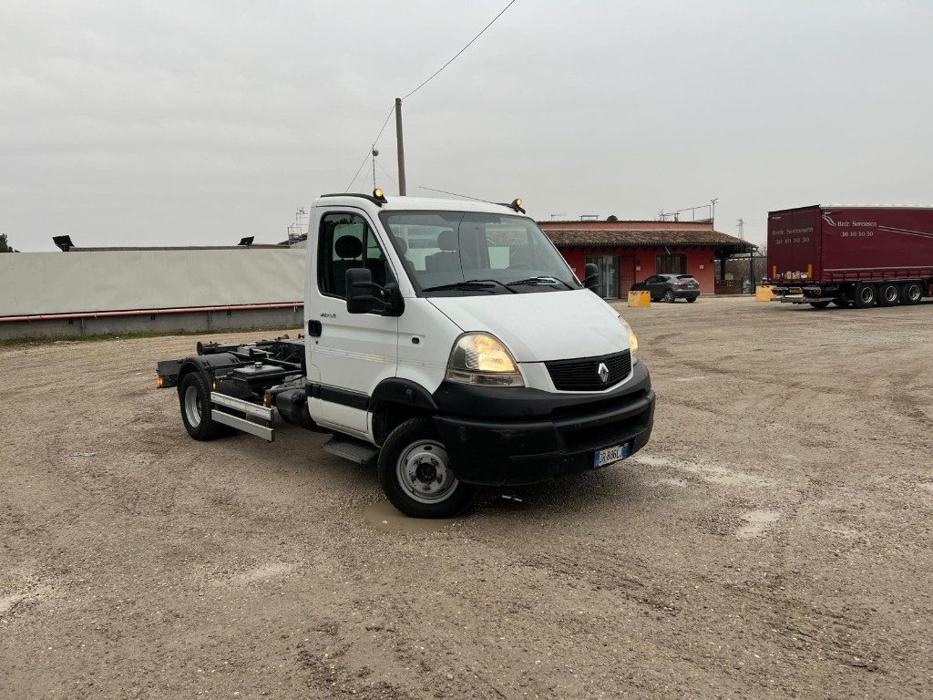 تأجير RENAULT MASCOTT SCARRABILE RENAULT MASCOTT SCARRABILE: صور 6 تأجير RENAULT MASCOTT SCARRABILE RENAULT MASCOTT SCARRABILE: صور 6