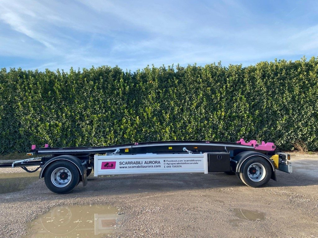 RIMORCHIO SCARRABILE IT RUNNER 20HN - مقطورة هوك ليفت/ لود لوجر: صور 3 RIMORCHIO SCARRABILE IT RUNNER 20HN - مقطورة هوك ليفت/ لود لوجر: صور 3