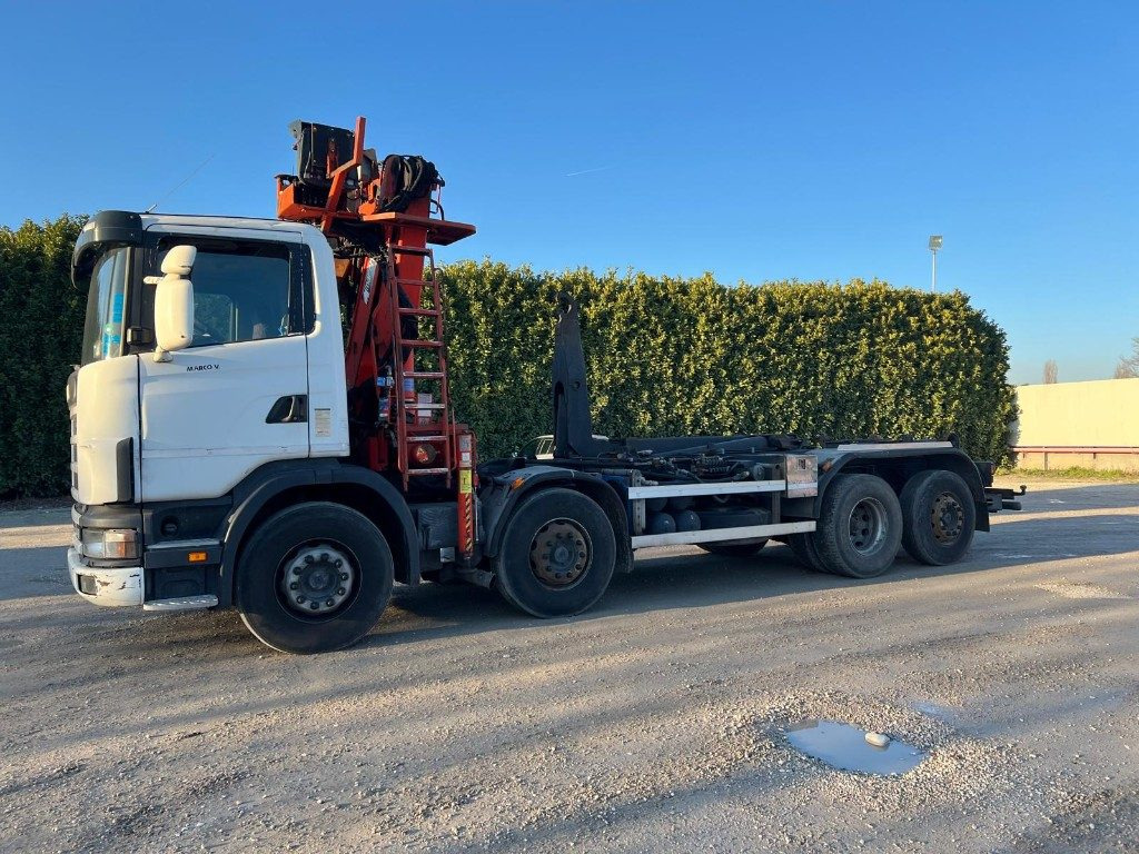 SCANIA CV R124 SCARRABILE CON GRU E POLIPO - شاحنة ذات الخطاف: صور 2 SCANIA CV R124 SCARRABILE CON GRU E POLIPO - شاحنة ذات الخطاف: صور 2