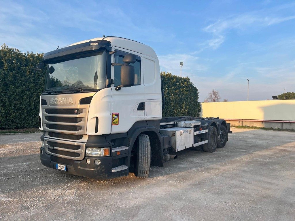 SCANIA R480 SCARRABILE - شاحنة ذات الخطاف: صور 1 SCANIA R480 SCARRABILE - شاحنة ذات الخطاف: صور 1