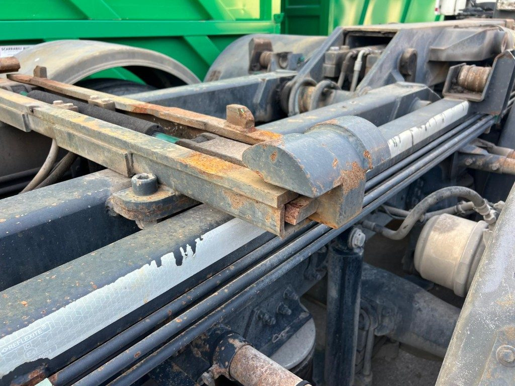 SCANIA R480 USATO SCARRABILE 6X2 - شاحنة ذات الخطاف: صور 5 SCANIA R480 USATO SCARRABILE 6X2 - شاحنة ذات الخطاف: صور 5