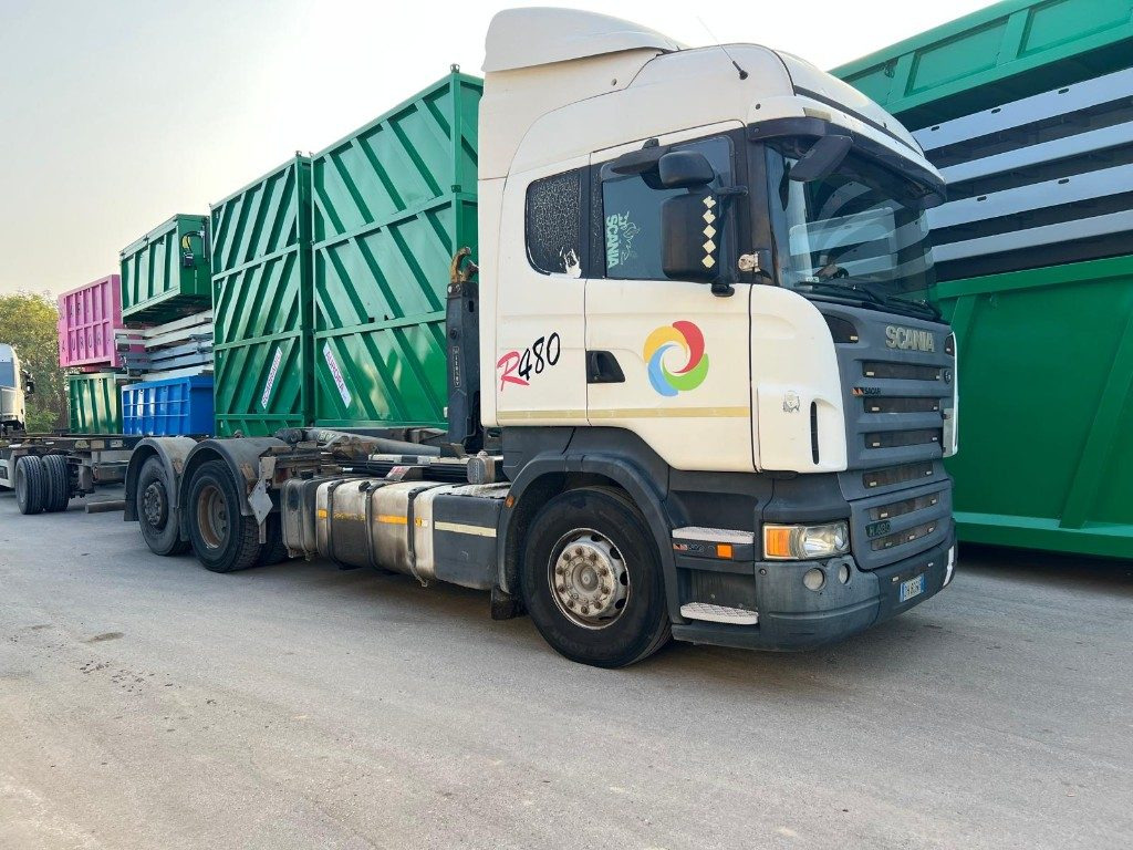 SCANIA R480 USATO SCARRABILE 6X2 - شاحنة ذات الخطاف: صور 2 SCANIA R480 USATO SCARRABILE 6X2 - شاحنة ذات الخطاف: صور 2