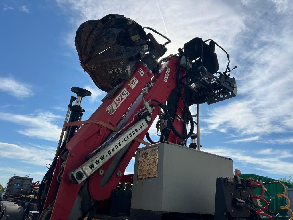 TECNOKAR SEMIRIMORCHIO TECNOKAR SCARRABILE CON GRU - شاحنات الحاويات/ جسم علوي قابل للتغيير نصف مقطورة: صور 4 TECNOKAR SEMIRIMORCHIO TECNOKAR SCARRABILE CON GRU - شاحنات الحاويات/ جسم علوي قابل للتغيير نصف مقطورة: صور 4