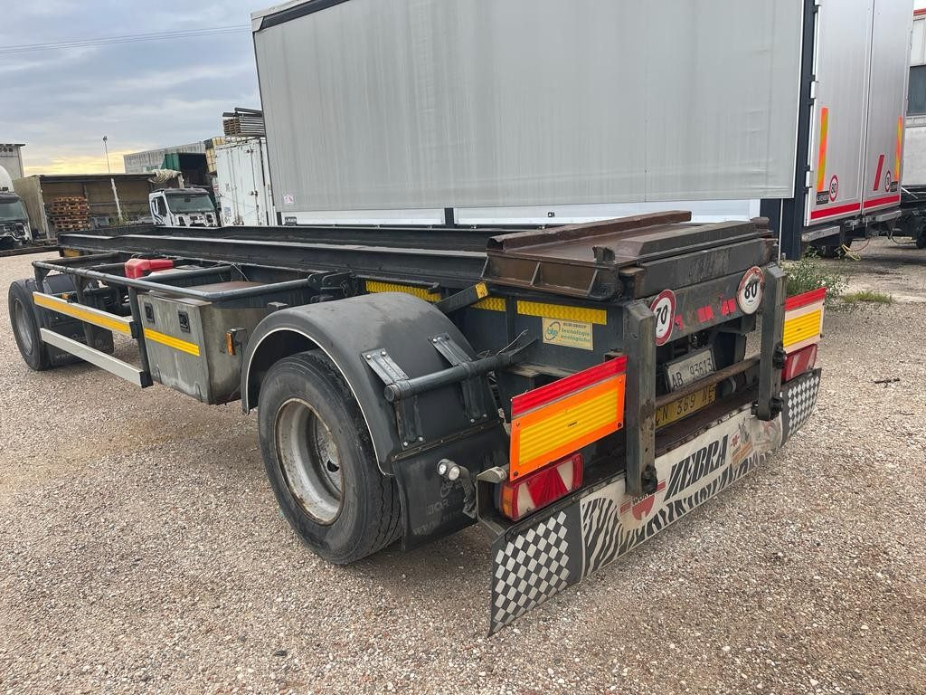 ZORZI RIMORCHIO ZORZI 20R070 SCARRABILE BALESTRATO - مقطورة هوك ليفت/ لود لوجر: صور 2 ZORZI RIMORCHIO ZORZI 20R070 SCARRABILE BALESTRATO - مقطورة هوك ليفت/ لود لوجر: صور 2