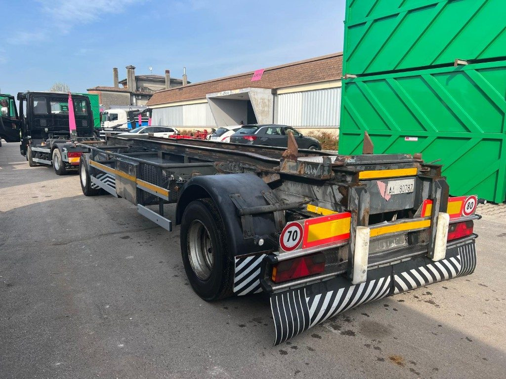 ZORZI RIMORCHIO ZORZI 20R075 SCARRABILE PNEUMATICO - مقطورة هوك ليفت/ لود لوجر: صور 1 ZORZI RIMORCHIO ZORZI 20R075 SCARRABILE PNEUMATICO - مقطورة هوك ليفت/ لود لوجر: صور 1