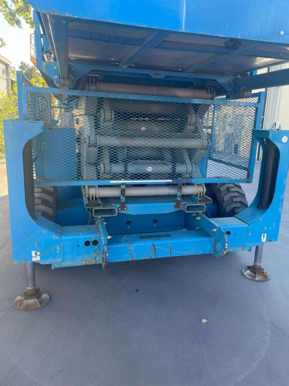 Genie GS-4390 - رافعات مقصية: صور 4 Genie GS-4390 - رافعات مقصية: صور 4