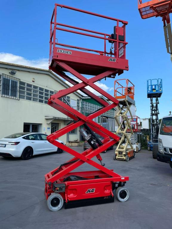 JLG 1930ES - رافعات مقصية: صور 1 JLG 1930ES - رافعات مقصية: صور 1