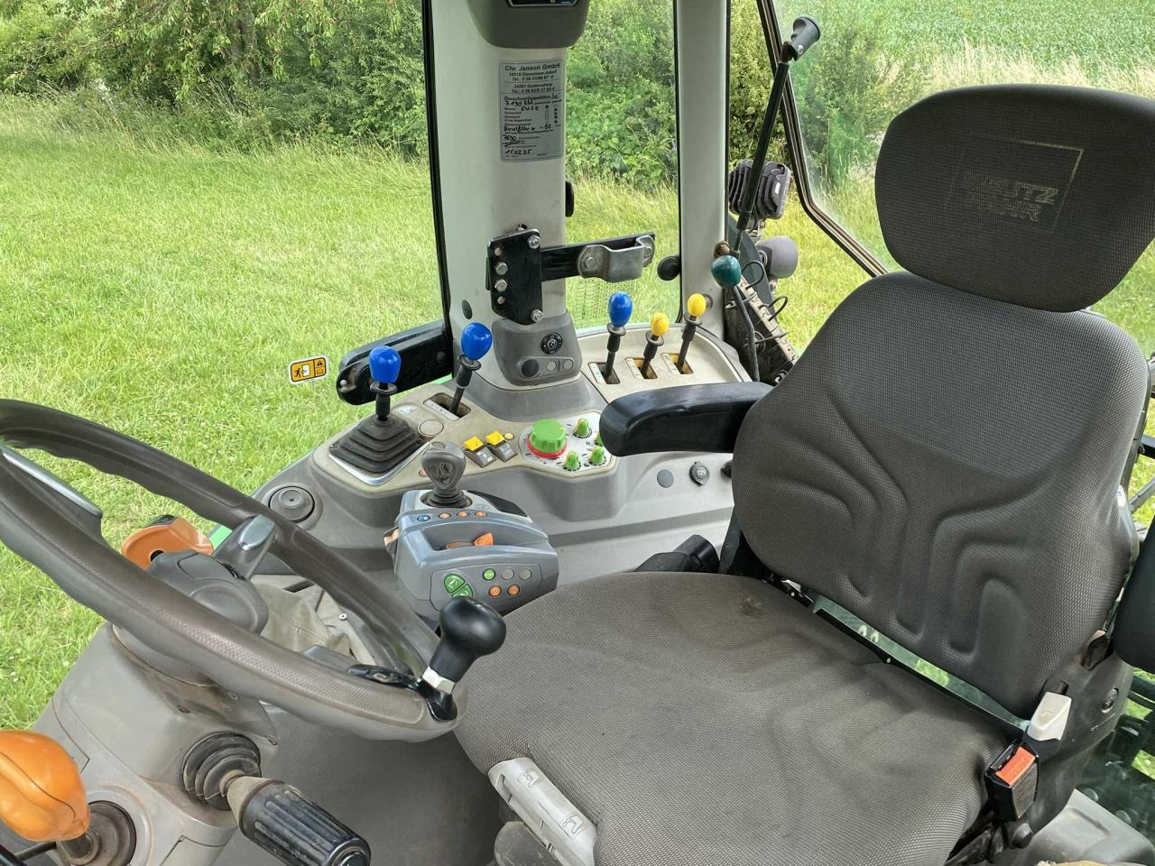 Deutz-Fahr 6155 Agrotron - جرار: صور 5 Deutz-Fahr 6155 Agrotron - جرار: صور 5
