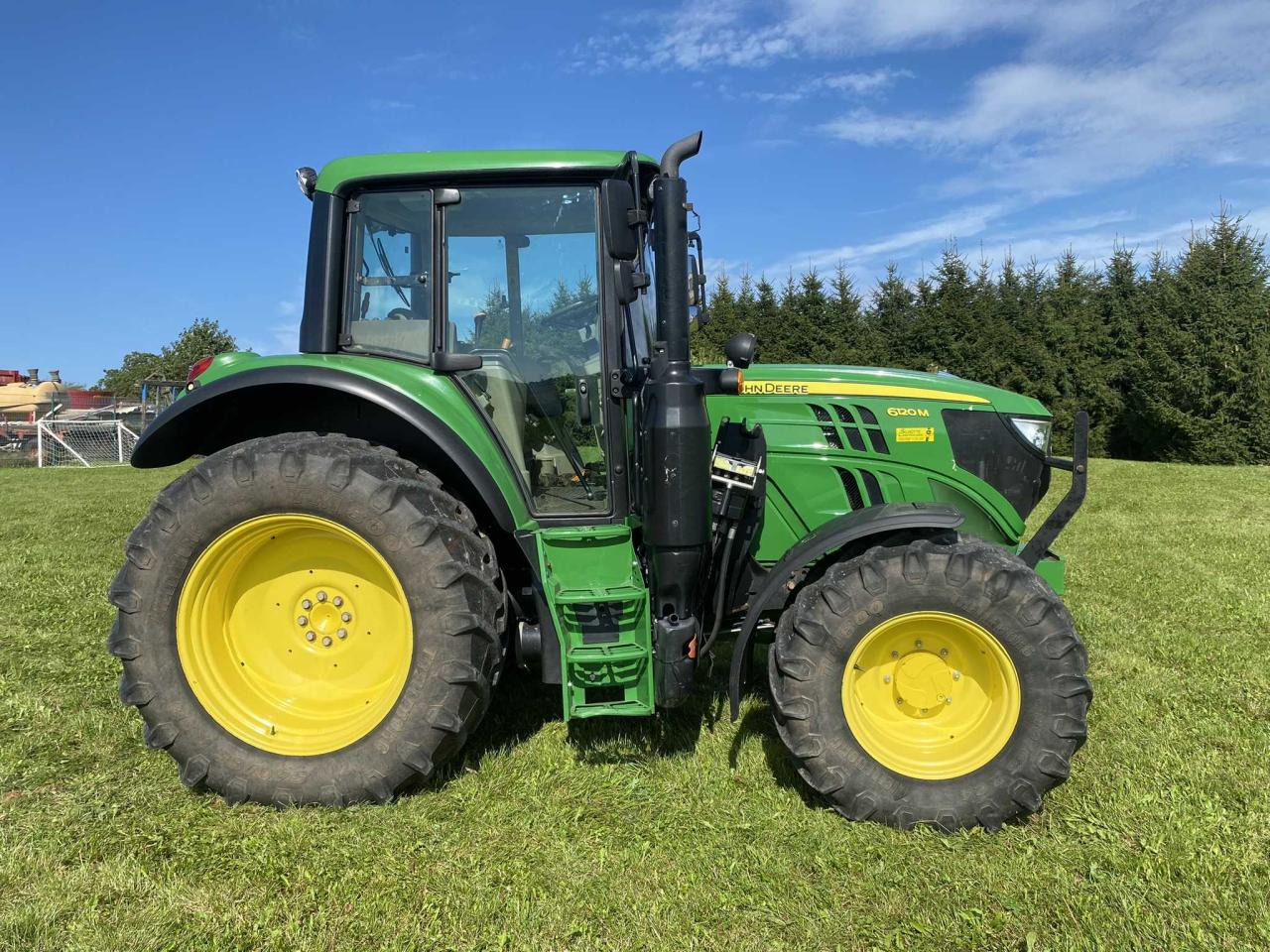 John Deere 6120M - جرار: صور 5 John Deere 6120M - جرار: صور 5