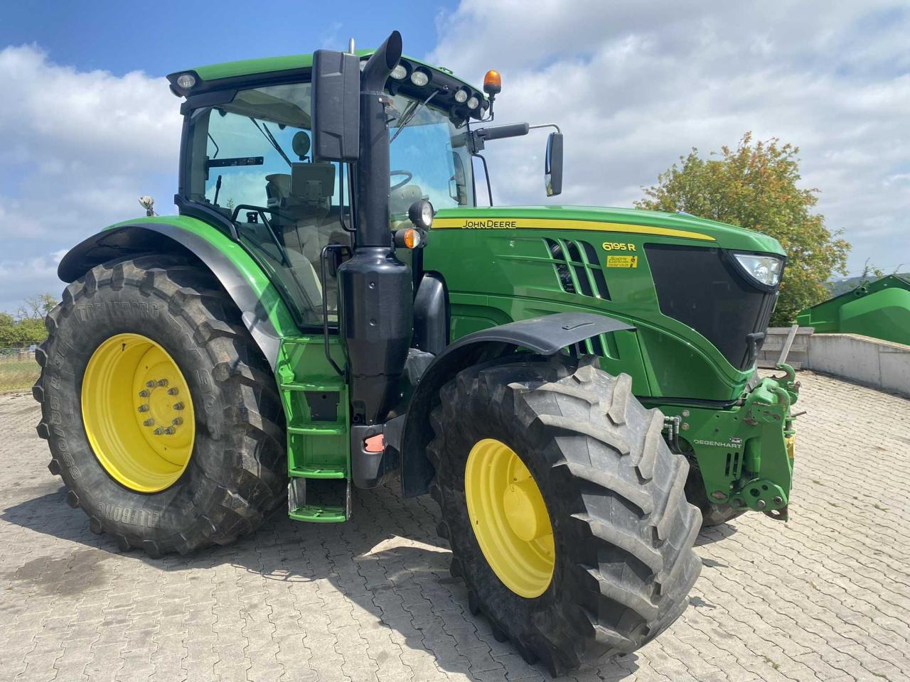 John Deere 6195R - جرار: صور 2 John Deere 6195R - جرار: صور 2