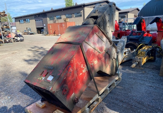 Rotar RSP40S - ماكينة القص الهيدروليكي - آلات البناء: صور 1 Rotar RSP40S - ماكينة القص الهيدروليكي - آلات البناء: صور 1
