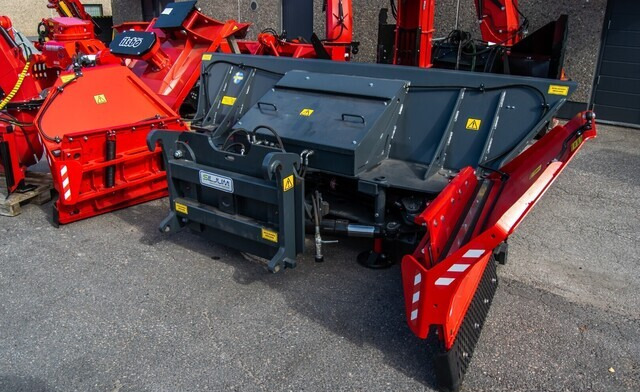 Siljum MekanMP 5000 ja 5400 X-Line - كاسحة ثلوج: صور 3 Siljum MekanMP 5000 ja 5400 X-Line - كاسحة ثلوج: صور 3