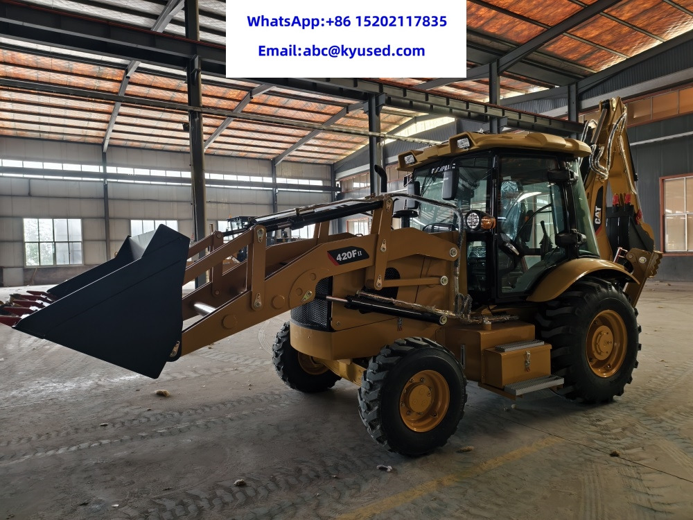 CATERPILLAR 420F2 - حفار متعدد الاستخدام: صور 2 CATERPILLAR 420F2 - حفار متعدد الاستخدام: صور 2