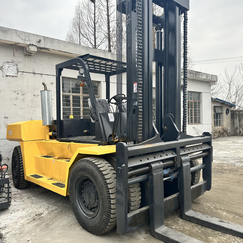 KOMATSU FD150 FD100 FD30 FD50 FD80 3Ton 5ton 8ton 10ton 15ton 16ton 20ton komatsu forklift - رافعة شوكية ديزل: صور 4 KOMATSU FD150 FD100 FD30 FD50 FD80 3Ton 5ton 8ton 10ton 15ton 16ton 20ton komatsu forklift - رافعة شوكية ديزل: صور 4