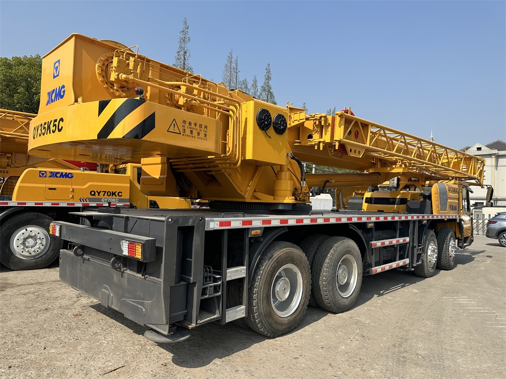XCMG QY35K xct35l5 qy35k5c 35 ton truck crane - موبايل كرين: صور 3 XCMG QY35K xct35l5 qy35k5c 35 ton truck crane - موبايل كرين: صور 3