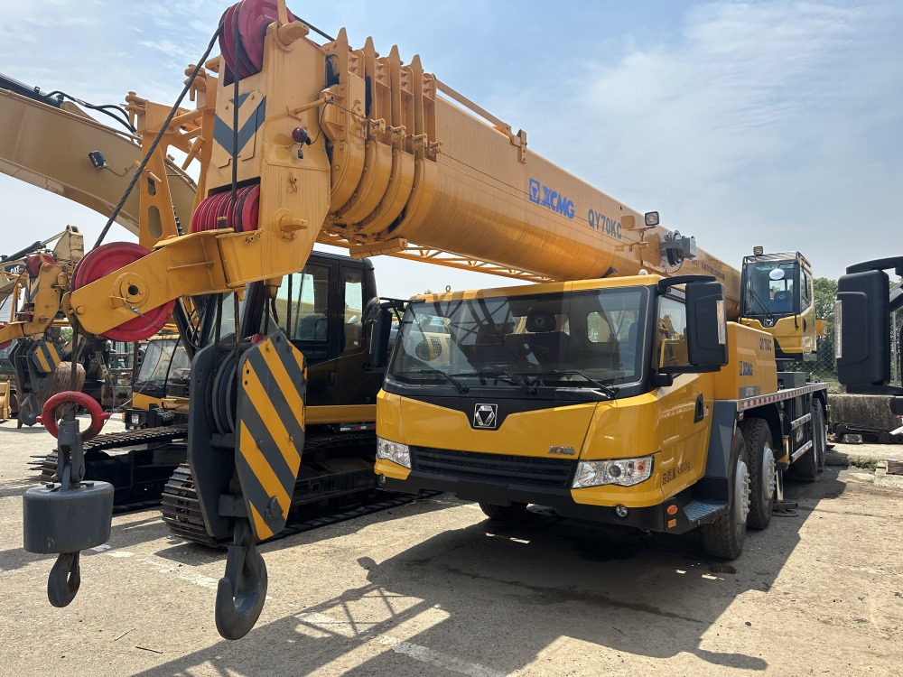 XCMG qy70kc xct75 qy75kc 70ton 75 ton 80 ton 85 ton 90 ton 100 ton 110 ton 130 ton truck crane - موبايل كرين: صور 1 XCMG qy70kc xct75 qy75kc 70ton 75 ton 80 ton 85 ton 90 ton 100 ton 110 ton 130 ton truck crane - موبايل كرين: صور 1