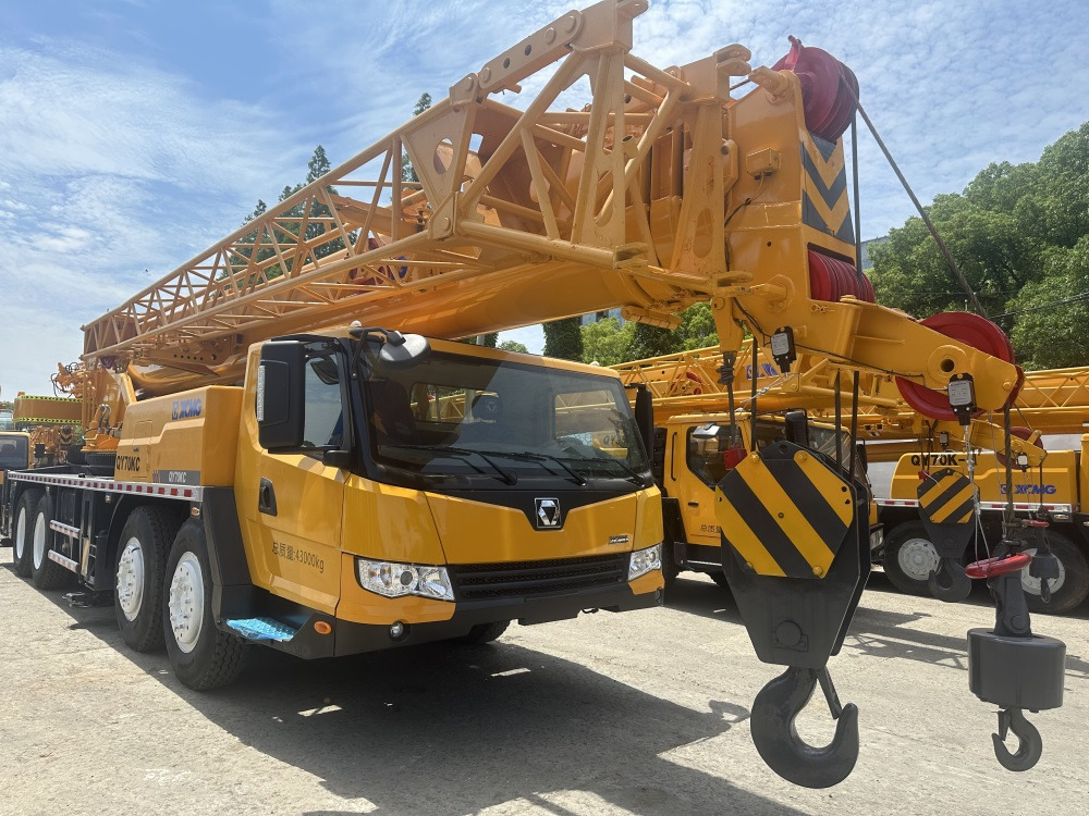 XCMG qy70kc xct75 qy75kc 75 ton truck crane - موبايل كرين: صور 2 XCMG qy70kc xct75 qy75kc 75 ton truck crane - موبايل كرين: صور 2