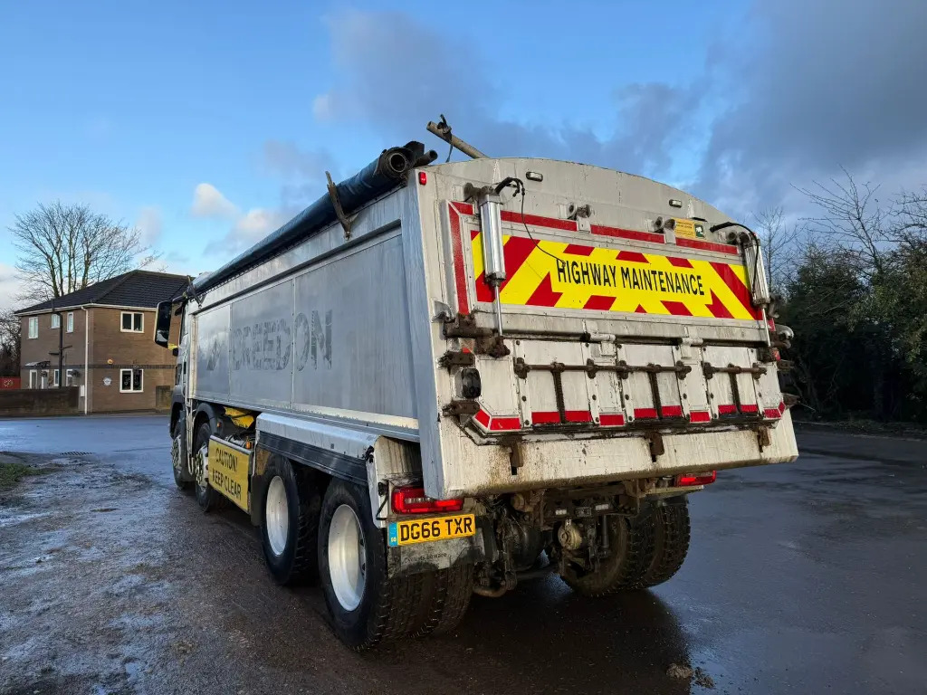 MAN TGS 32.400 Tipper 8x4 - RHD - قلابات: صور 4 MAN TGS 32.400 Tipper 8x4 - RHD - قلابات: صور 4