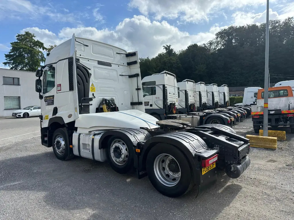 Renault T 460 (EJF) - شاحنة جرار: صور 4 Renault T 460 (EJF) - شاحنة جرار: صور 4