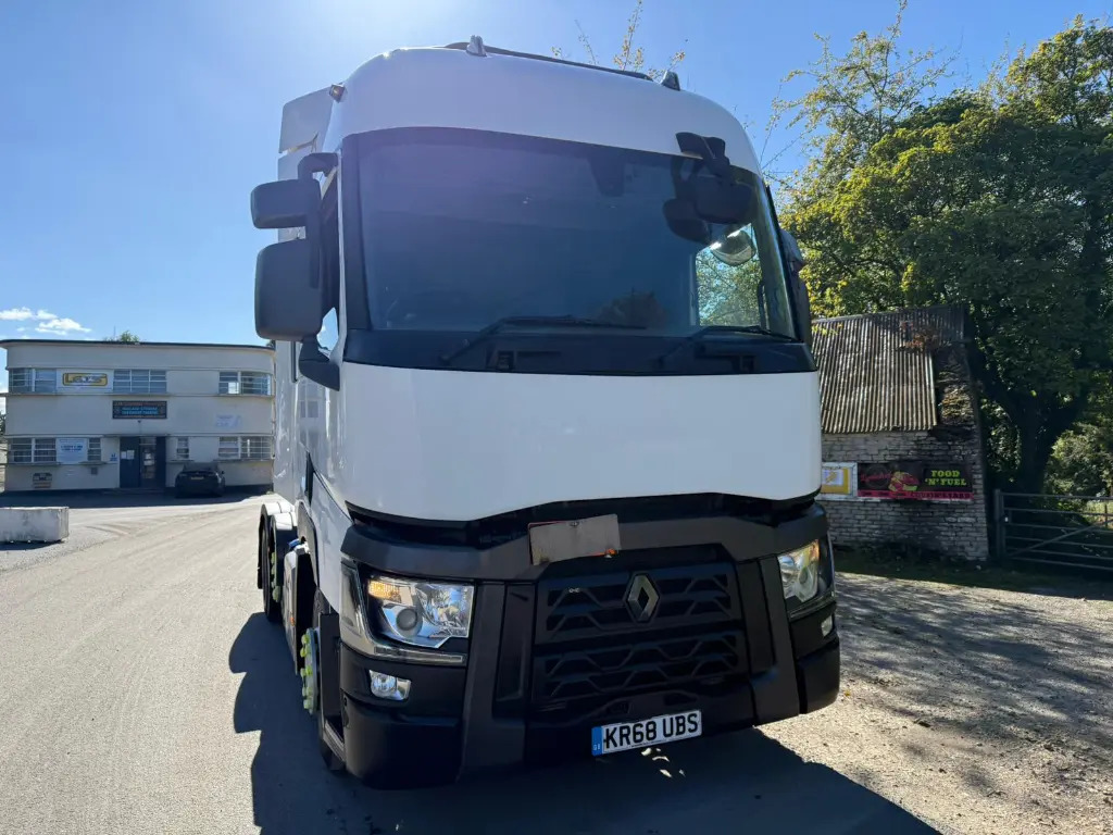 Renault T 480 (UBS) - شاحنة جرار: صور 2 Renault T 480 (UBS) - شاحنة جرار: صور 2