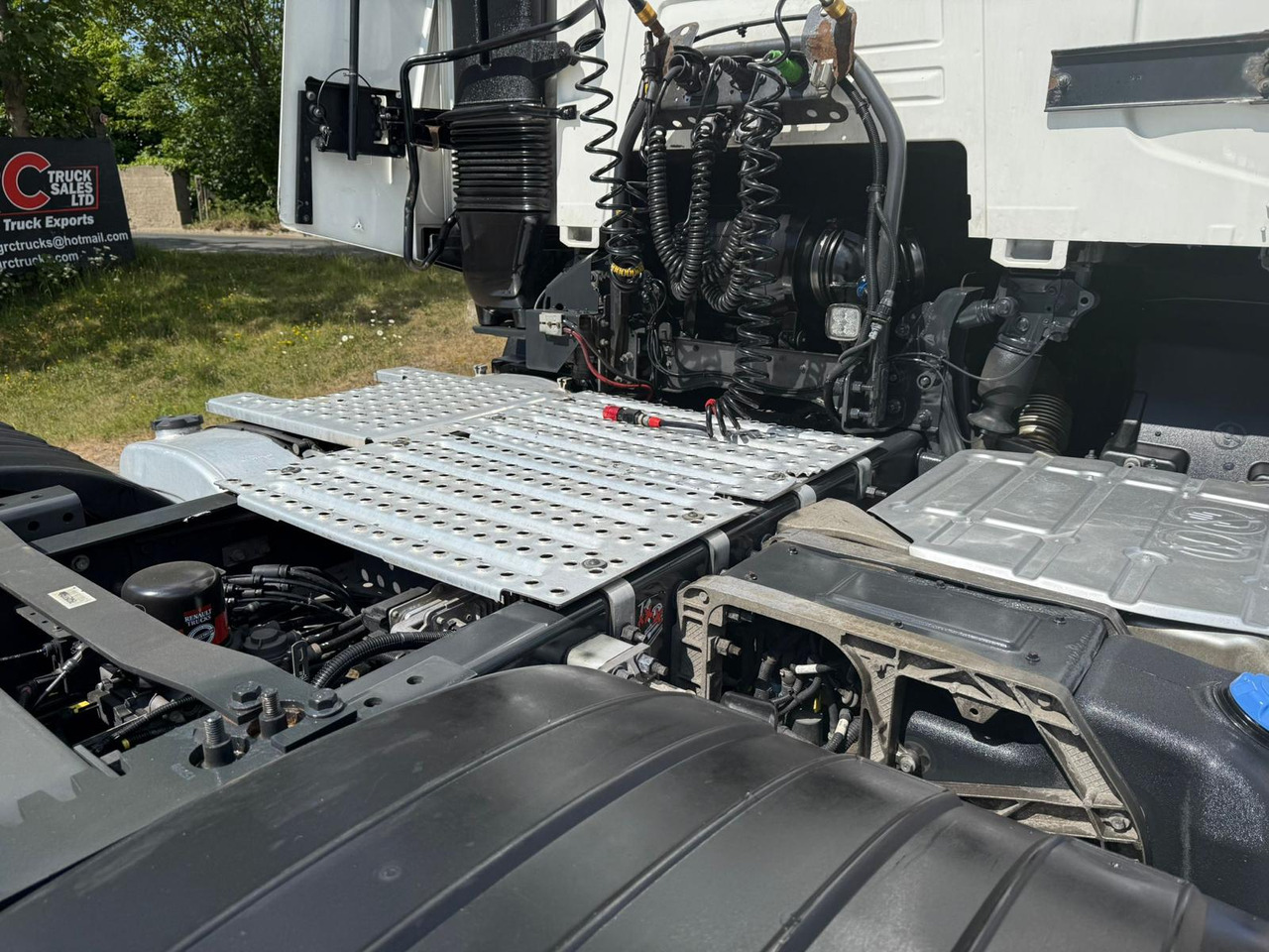 Renault T Range 460 DXI RHD - شاحنة جرار: صور 3 Renault T Range 460 DXI RHD - شاحنة جرار: صور 3