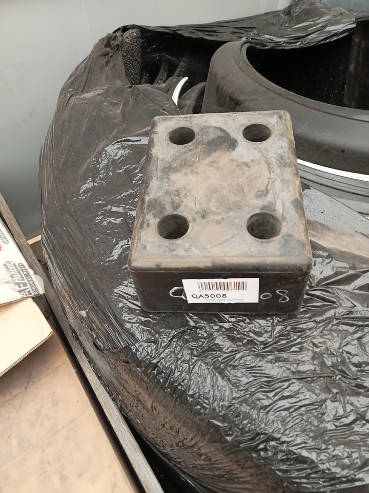 Trouillet BUTOIR CARRE 200X150X80 - الإطار/ الشاسيه: صور 1 Trouillet BUTOIR CARRE 200X150X80 - الإطار/ الشاسيه: صور 1