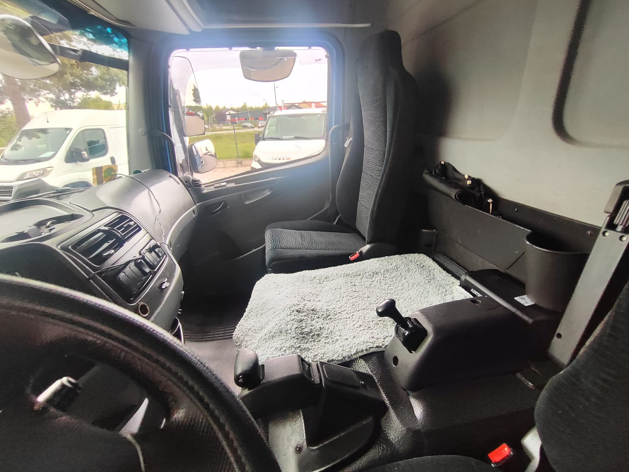 شاحنة نقل سيارات شاحنة MERCEDES-BENZ ATEGO: صور 14