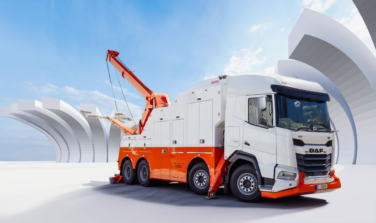 DAF XF 530 NEW T-REX DAF white - سيارة السحب للتصليح: صور 1 DAF XF 530 NEW T-REX DAF white - سيارة السحب للتصليح: صور 1