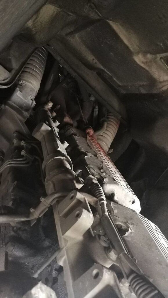 DAF XE315C 430 E3 DAF XF 95 - المحرك - شاحنة: صور 3 DAF XE315C 430 E3 DAF XF 95 - المحرك - شاحنة: صور 3