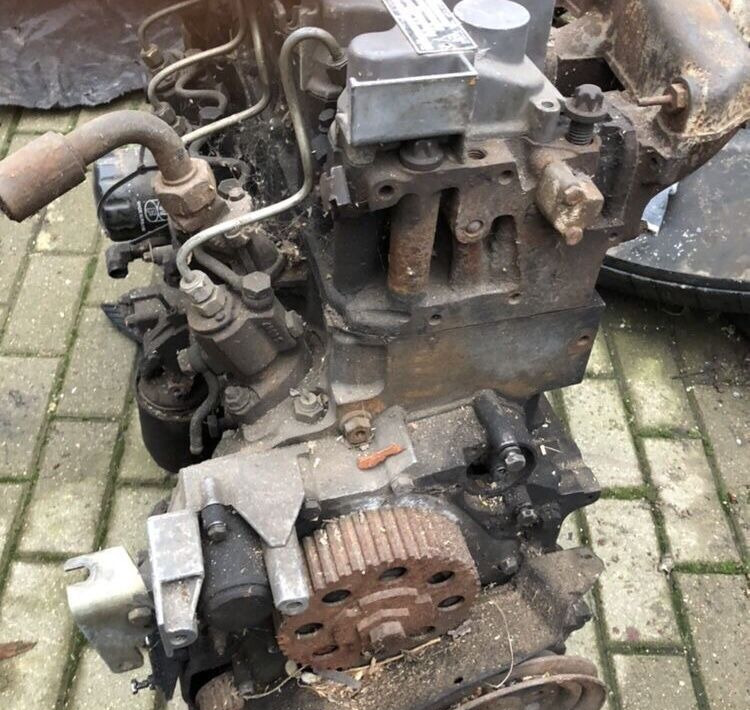 Deutz F4L1011F Kramer - المحرك - اللودر بعجل: صور 4 Deutz F4L1011F Kramer - المحرك - اللودر بعجل: صور 4