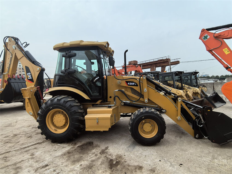Caterpillar 420F2 420F 420 430F - حفار متعدد الاستخدام: صور 1 Caterpillar 420F2 420F 420 430F - حفار متعدد الاستخدام: صور 1