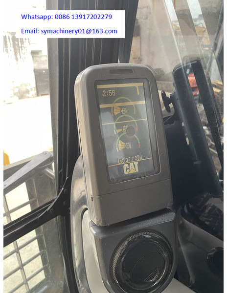 حفارات زحافة Komatsu PC220-8N1: صور 12