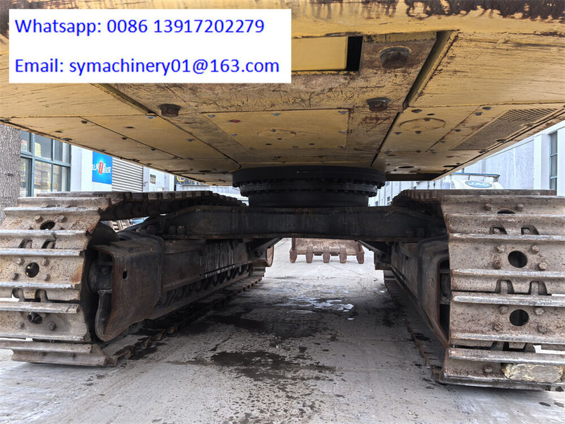حفارات زحافة Komatsu PC450-8: صور 18