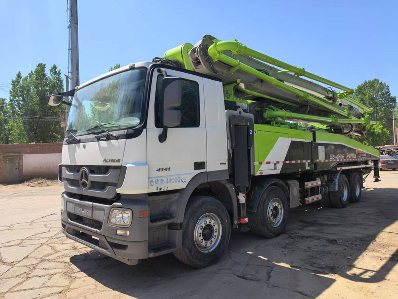 Mercedes-Benz Actros - مضخة خرسانة: صور 4 Mercedes-Benz Actros - مضخة خرسانة: صور 4