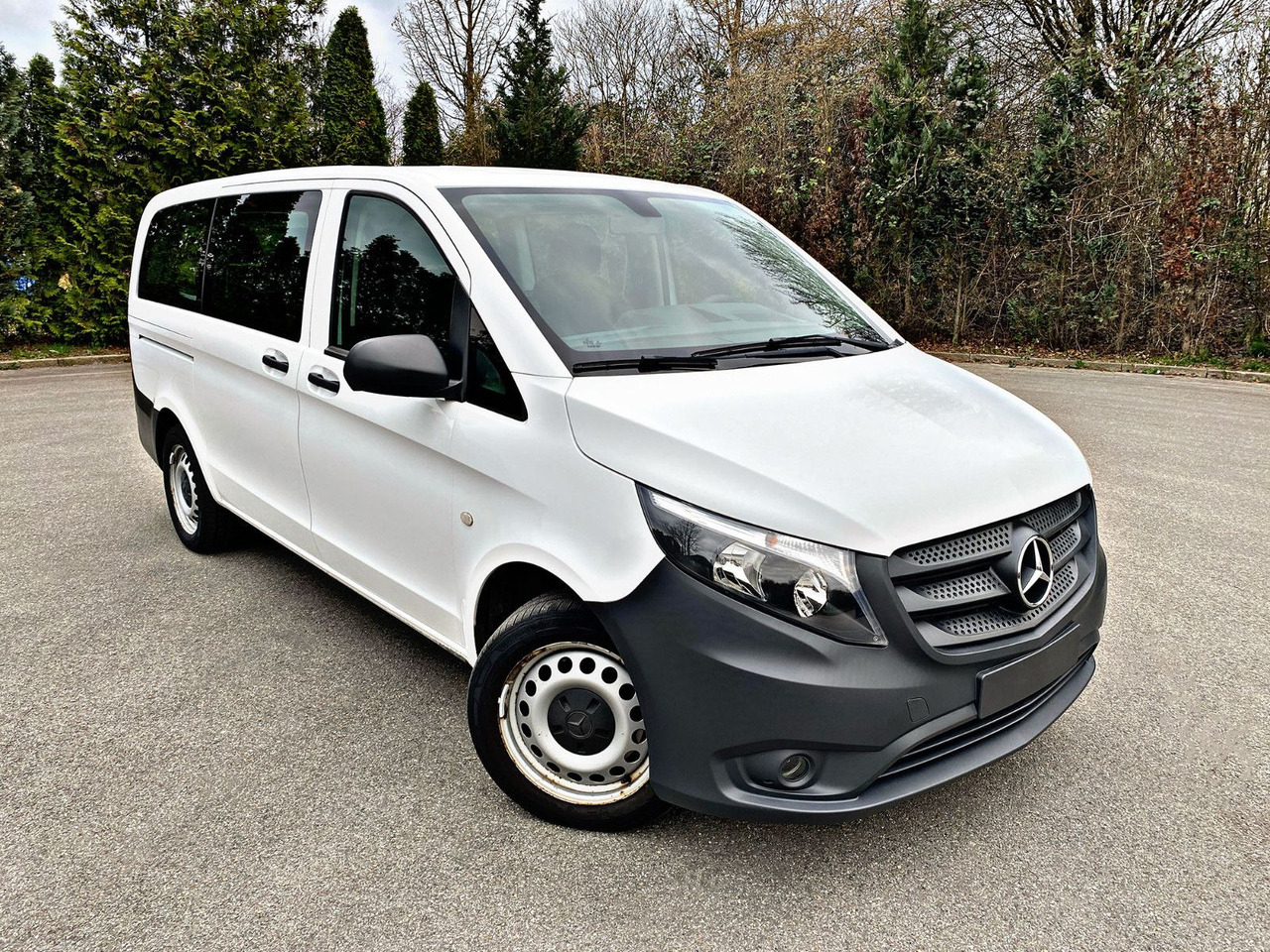 Mercedes-Benz Vito Tourer 114 CDI|Pro|Allrad|lang|8-Sitze|19% - ميكروباص: صور 1 Mercedes-Benz Vito Tourer 114 CDI|Pro|Allrad|lang|8-Sitze|19% - ميكروباص: صور 1