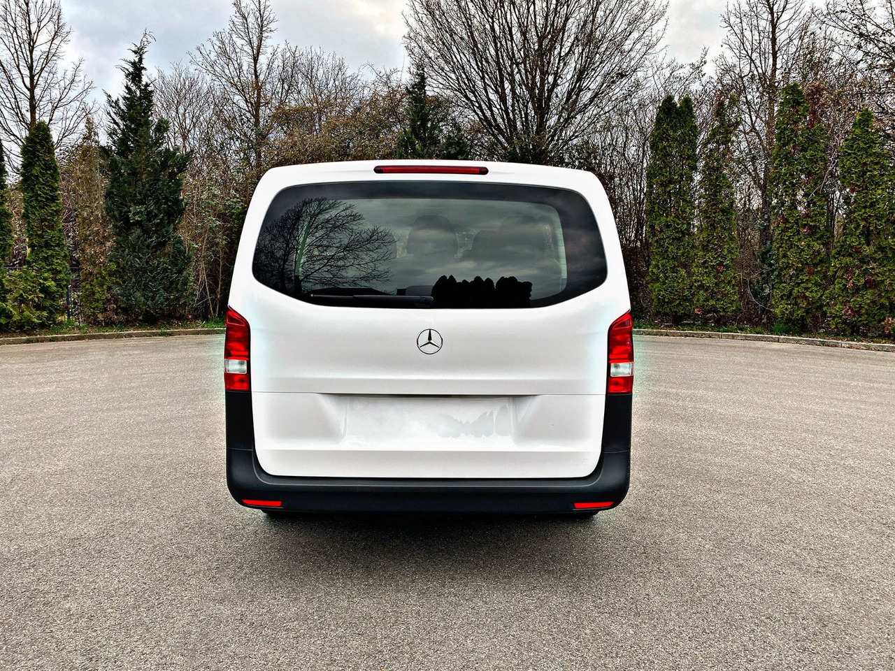 Mercedes-Benz Vito Tourer 114 CDI|Pro|Allrad|lang|8-Sitze|19% - ميكروباص: صور 4 Mercedes-Benz Vito Tourer 114 CDI|Pro|Allrad|lang|8-Sitze|19% - ميكروباص: صور 4