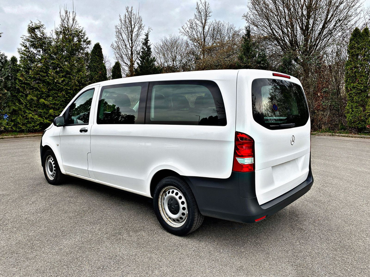 Mercedes-Benz Vito Tourer 114 CDI|Pro|Allrad|lang|8-Sitze|19% - ميكروباص: صور 5 Mercedes-Benz Vito Tourer 114 CDI|Pro|Allrad|lang|8-Sitze|19% - ميكروباص: صور 5