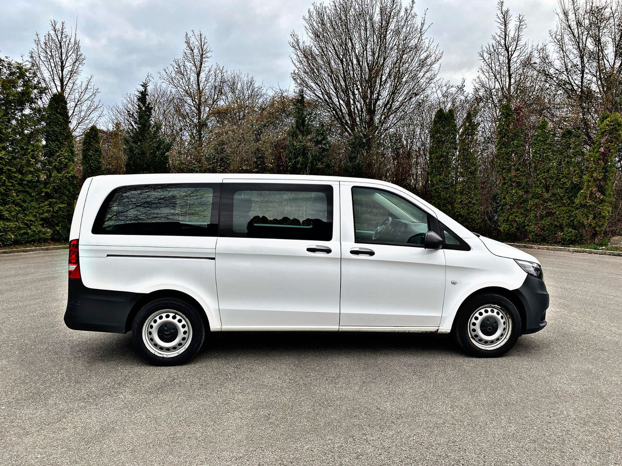 Mercedes-Benz Vito Tourer 114 CDI|Pro|Allrad|lang|8-Sitze|19% - ميكروباص: صور 2 Mercedes-Benz Vito Tourer 114 CDI|Pro|Allrad|lang|8-Sitze|19% - ميكروباص: صور 2