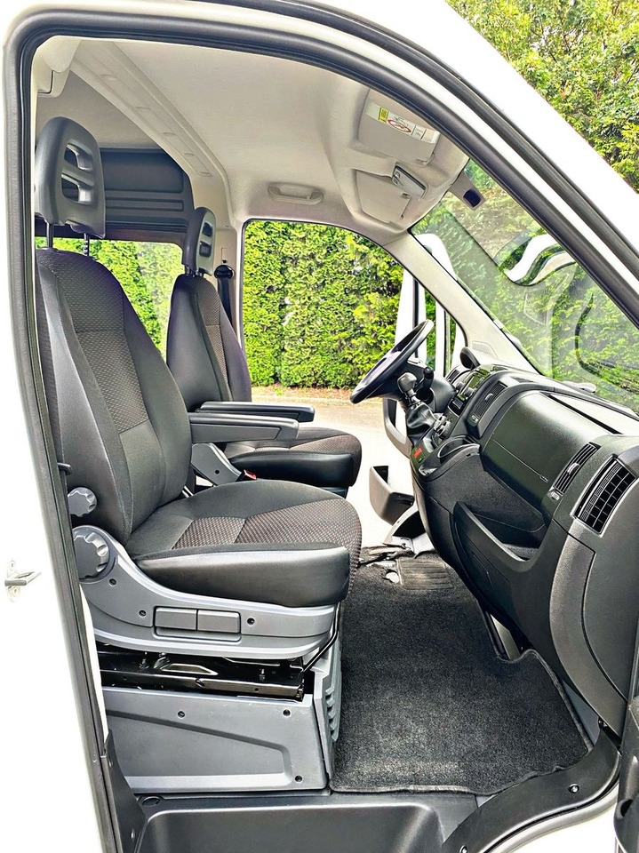 فان, الشاحنات الصغيرة كابينة مزدوجة Peugeot Boxer Kasten Hoch 335 L3H2Pro|5Sitzer|Kamera|19%: صور 15 فان, الشاحنات الصغيرة كابينة مزدوجة Peugeot Boxer Kasten Hoch 335 L3H2Pro|5Sitzer|Kamera|19%: صور 15