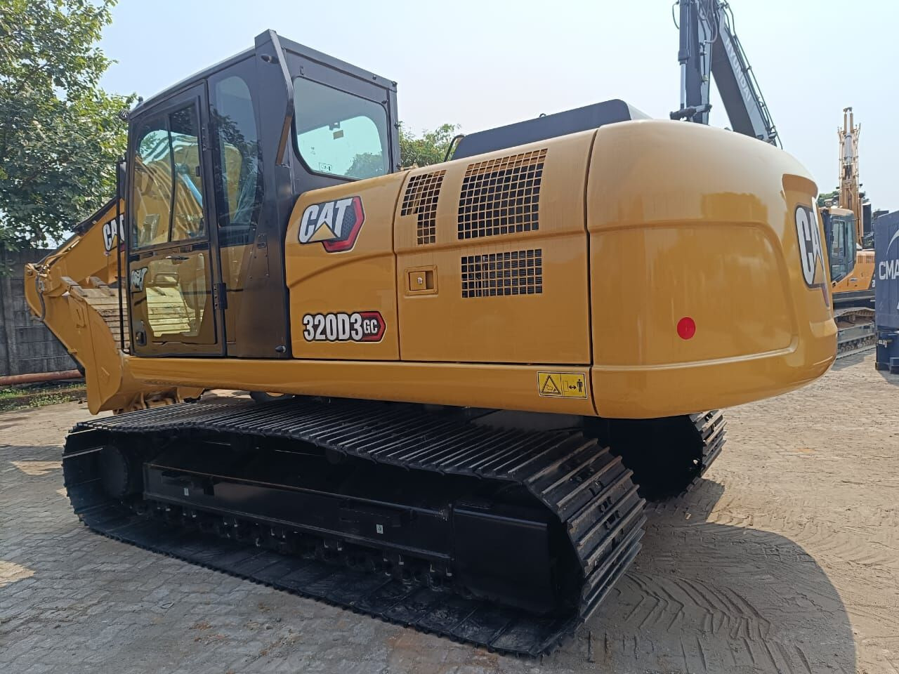 New Caterpillar 320D3GC tracked excavator - حفارات زحافة: صور 5 New Caterpillar 320D3GC tracked excavator - حفارات زحافة: صور 5